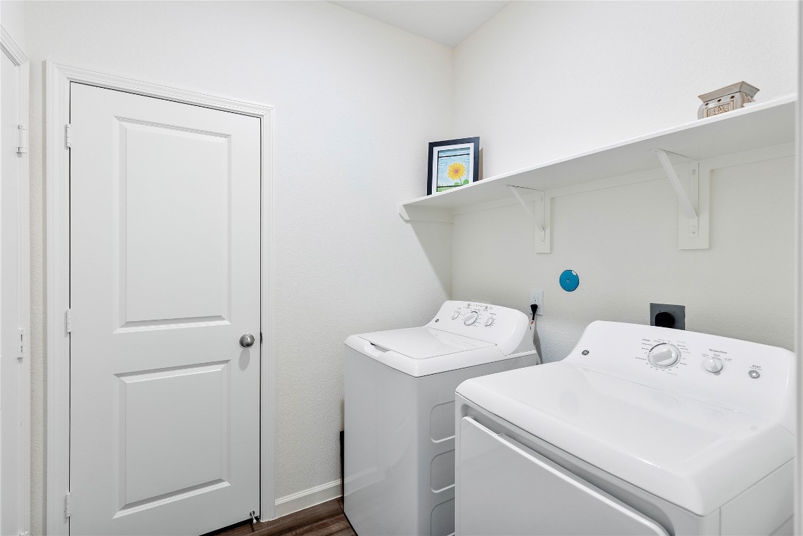 3626 Addington Ct. Huffman, TX 77336 - Photo 22 of 26 a utility room with dryer and washer