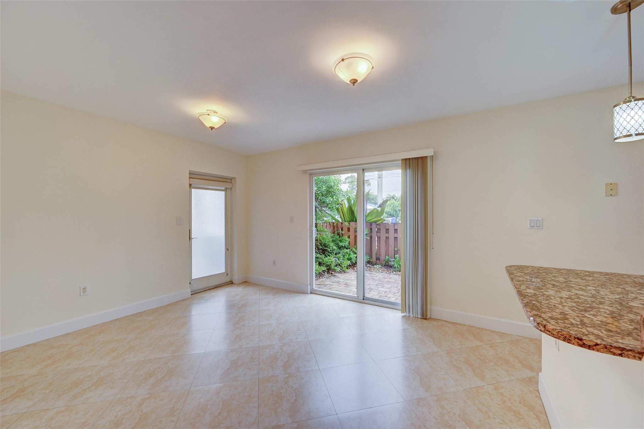 410 Southwest 15th Street, Unit 101 Pompano Beach, FL 33060 - Photo 2 of 9 Photo 2