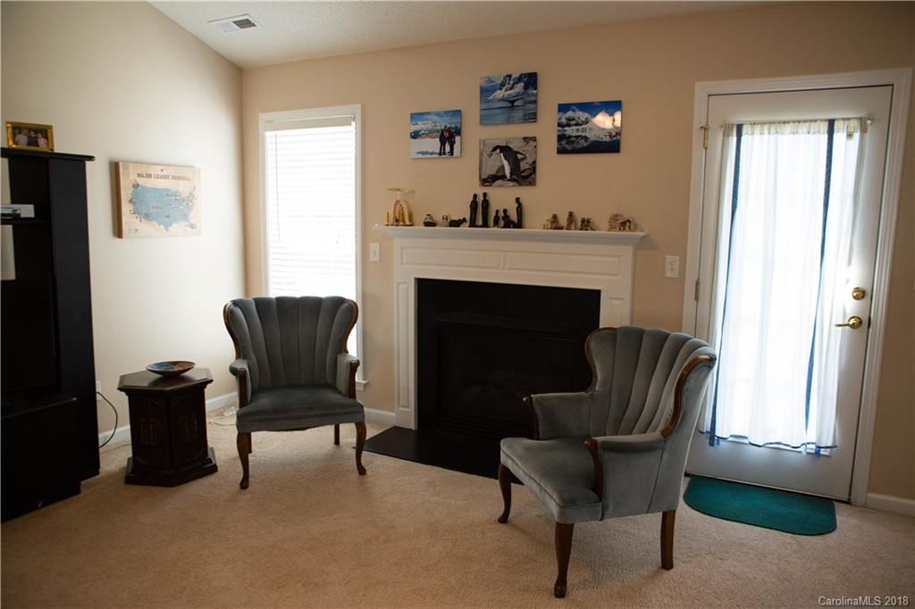 59 Lumber River Road Fletcher, NC 28732 - Photo 4 of 30