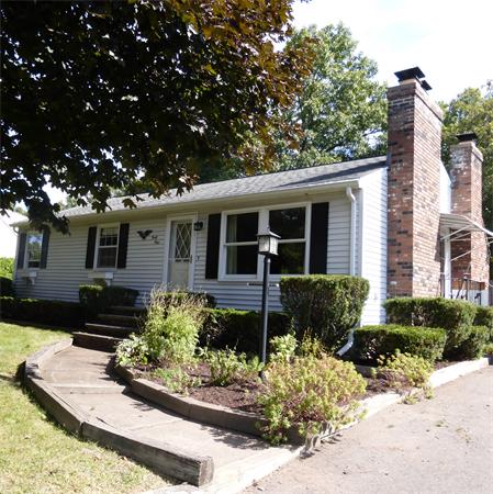 49 Kenneth Road Easthampton, MA 01027 - Photo 1 of 24 Gallery Image 1