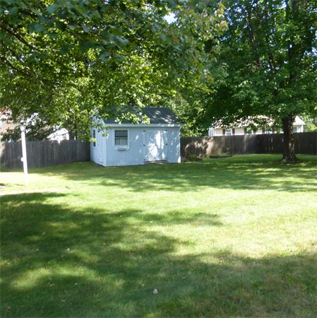 49 Kenneth Road Easthampton, MA 01027 - Photo 23 of 24 Gallery Image 23