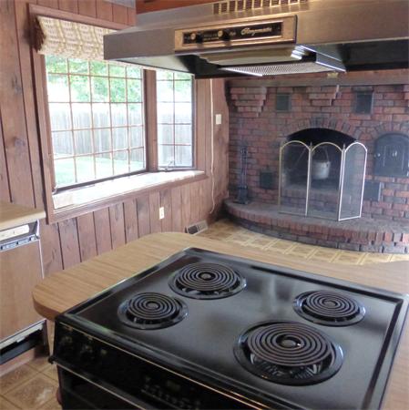 49 Kenneth Road Easthampton, MA 01027 - Photo 6 of 24 Gallery Image 6