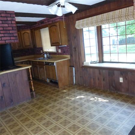 49 Kenneth Road Easthampton, MA 01027 - Photo 9 of 24 Gallery Image 9