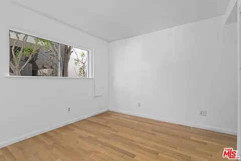 $1,850,000 | 10132 Hollow Glen Circle, Los Angeles, CA 90077