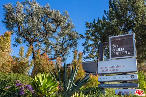 $1,850,000 | 10132 Hollow Glen Circle, Los Angeles, CA 90077