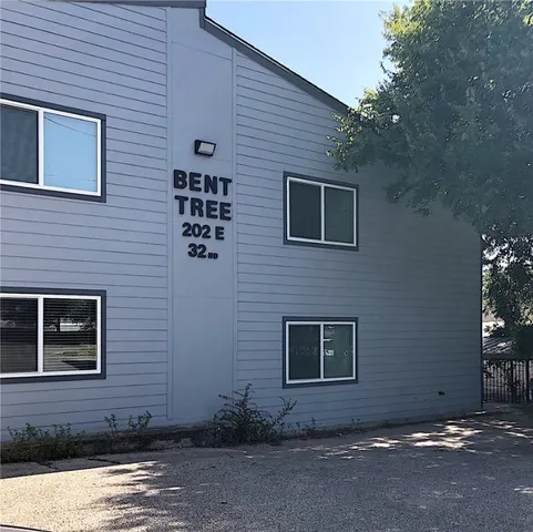 $1,150 | 202 East 32nd Street, Unit 7, Austin, TX 78705