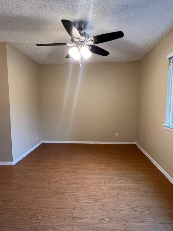202 East 32nd Street, Unit 7 Austin, TX 78705 - Photo 6 of 9 a view of an empty room with a window