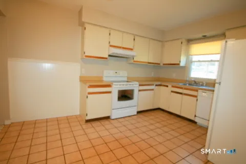 $2,150 | 291 Fountain Street, Unit 1, New Haven, CT 06515