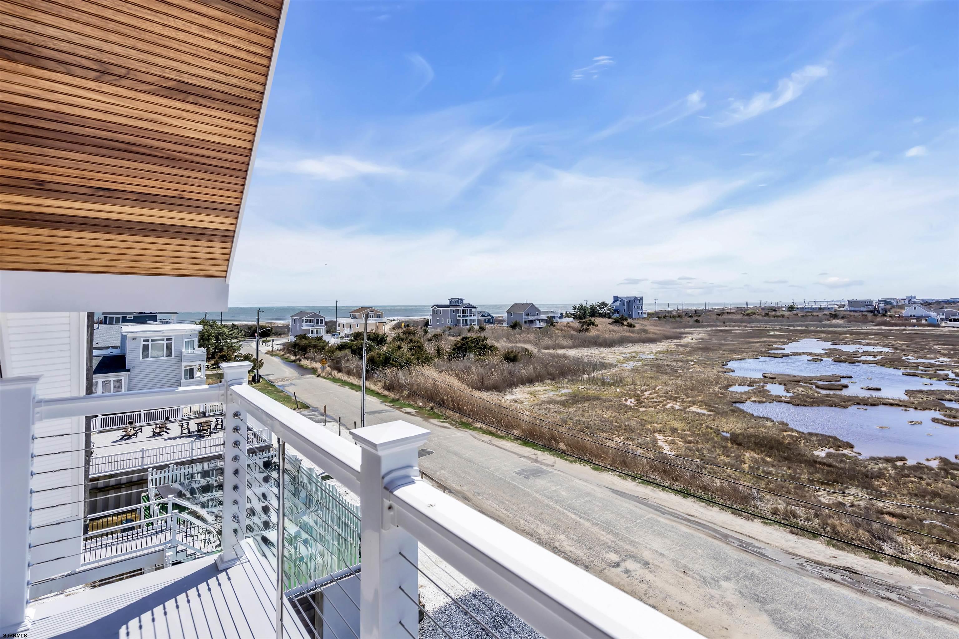 117 Taylor Avenue Strathmere, NJ 08248 - Photo 20 of 70 a view of a terrace with skyline