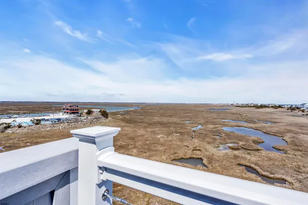 $2,295,000 | 117 Taylor Avenue, Strathmere, NJ 08248