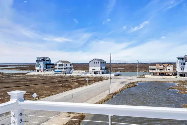 $2,295,000 | 117 Taylor Avenue, Strathmere, NJ 08248