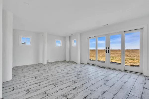 $2,295,000 | 117 Taylor Avenue, Strathmere, NJ 08248