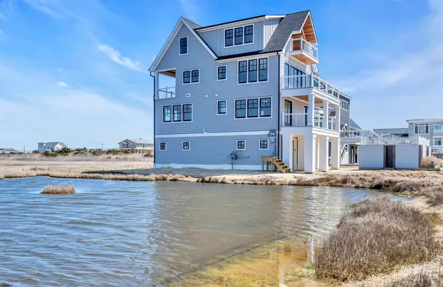 $2,295,000 | 117 Taylor Avenue, Strathmere, NJ 08248