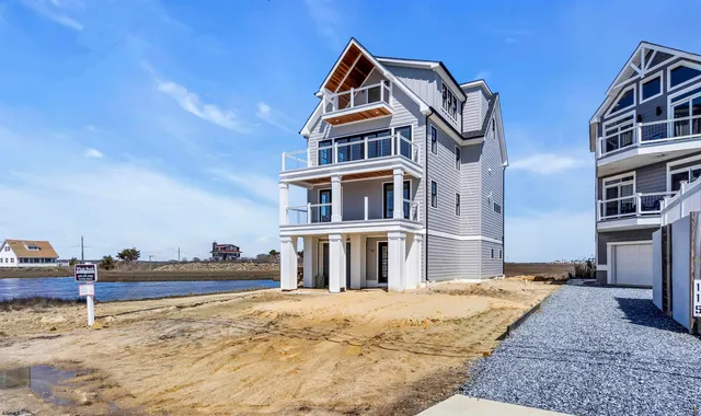 $2,295,000 | 117 Taylor Avenue, Strathmere, NJ 08248