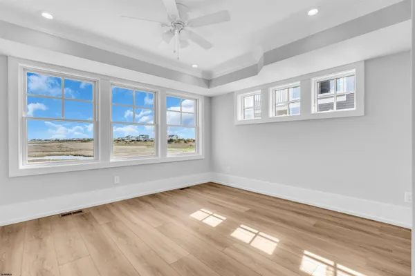 $2,295,000 | 117 Taylor Avenue, Strathmere, NJ 08248