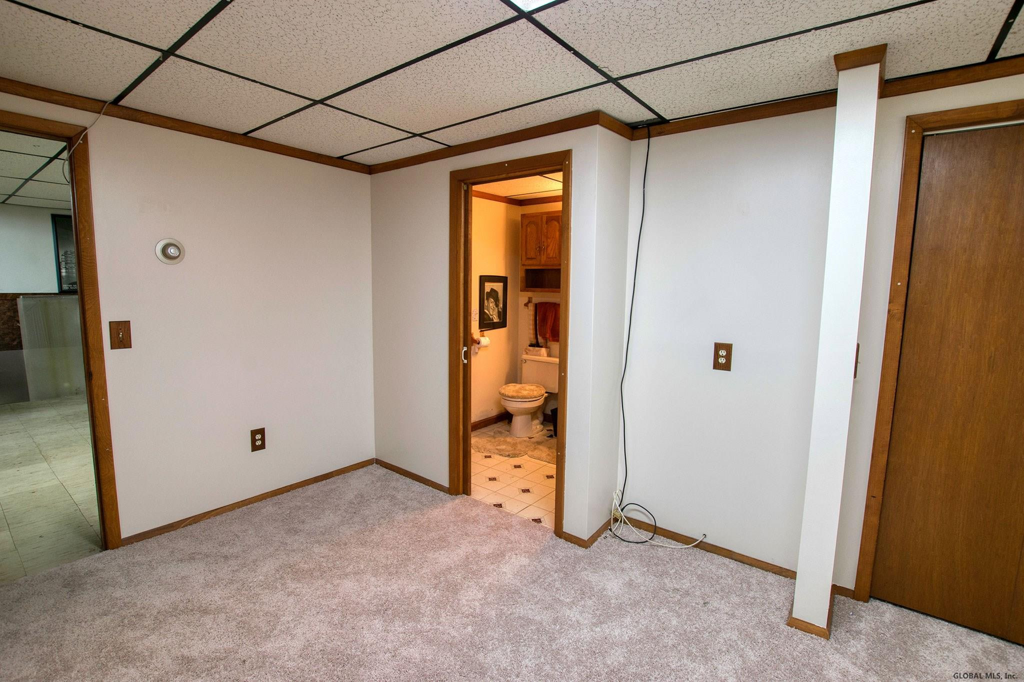 123 Latham Ridge Road Colonie, NY 12110 - Photo 29 of 36 Photo 29
