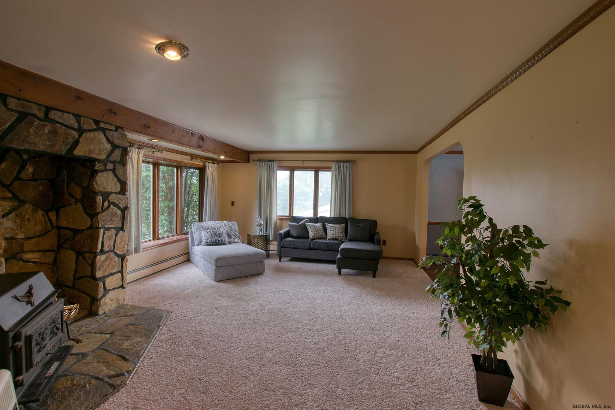 123 Latham Ridge Road Colonie, NY 12110 - Photo 6 of 36 Photo 6