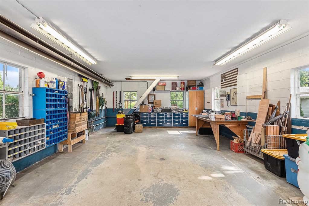 6080 Waldon Road Clarkston, MI 48346 - Photo 41 of 44