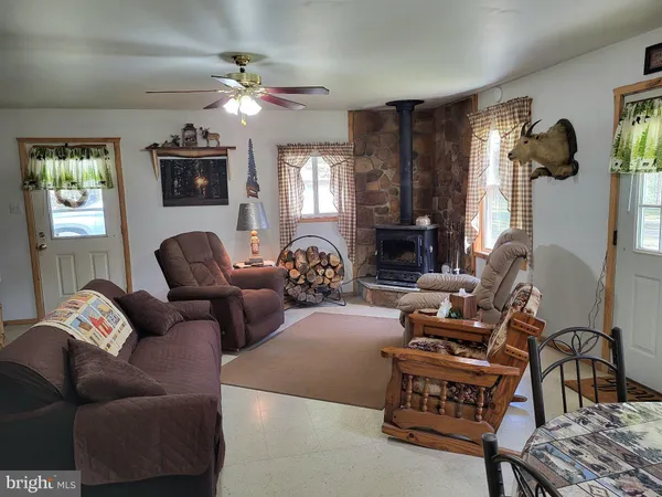 $165,000 | 10 Rocky Top Lane, Milroy, PA 17063