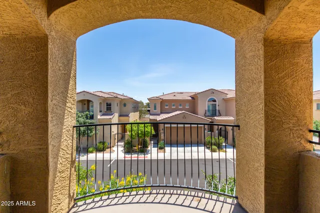 $2,500 | 1367 South Country Club Drive, Unit 1054, Mesa, AZ 85210
