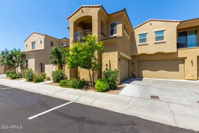 $2,500 | 1367 South Country Club Drive, Unit 1054, Mesa, AZ 85210