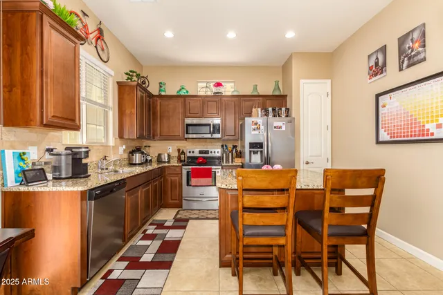 $2,500 | 1367 South Country Club Drive, Unit 1054, Mesa, AZ 85210