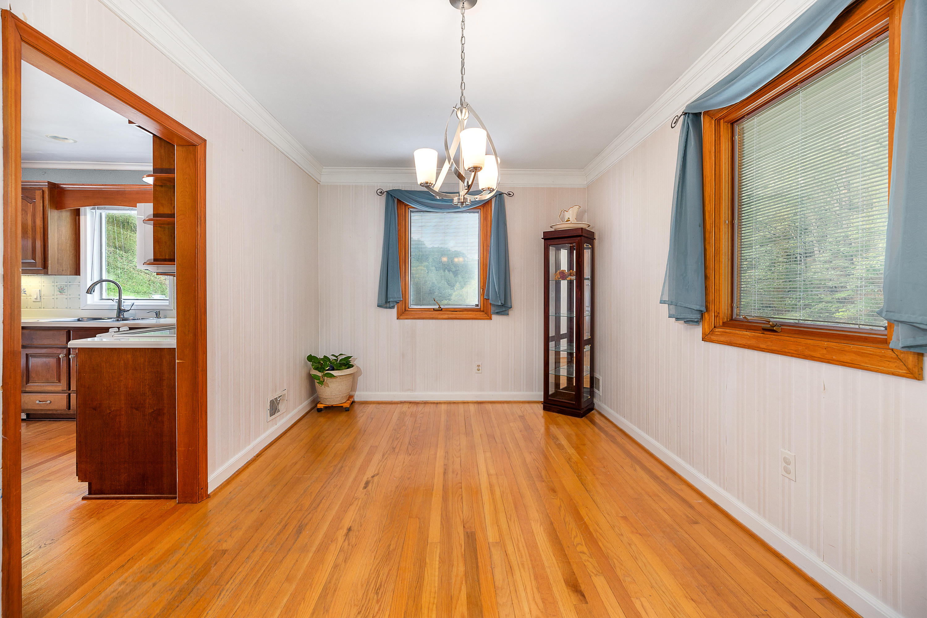 6963 Davis Boone Road Boones Mill, VA 24065 - Photo 12 of 26 Dining Room