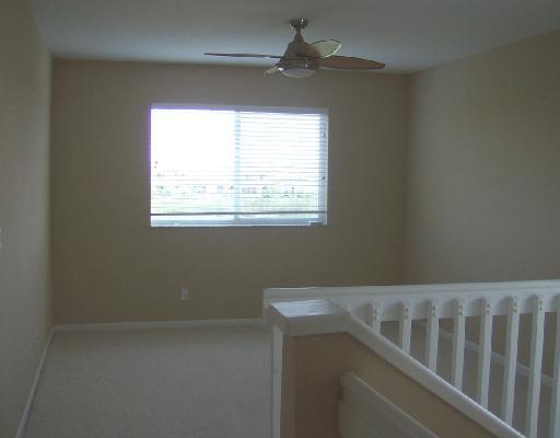 2037 Oakhurst Way Riviera Beach, FL 33404 - Photo 5 of 16 Additional Photo