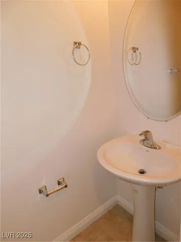 $1,700 | 5275 Broadlake Lane, Las Vegas, NV 89122