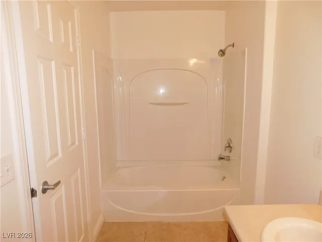 $1,700 | 5275 Broadlake Lane, Las Vegas, NV 89122