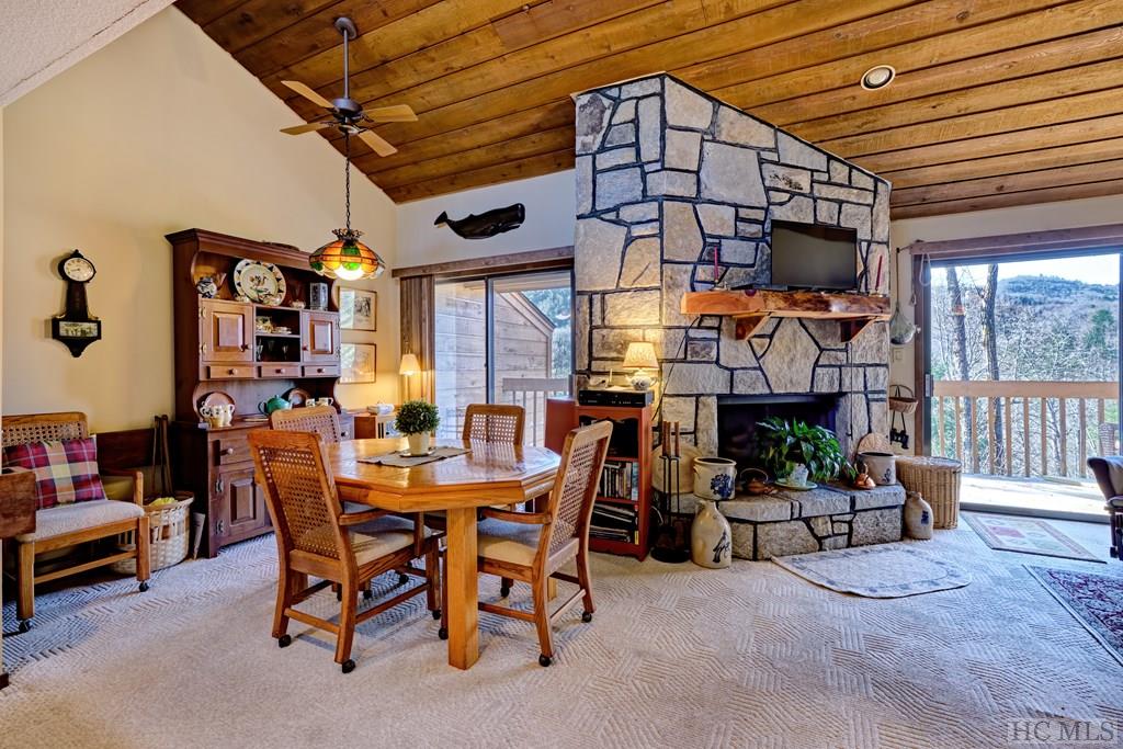 81 Emerald Ridge Road, Unit 39 Sapphire, NC 28774 - Photo 4 of 19 Gallery Image 4