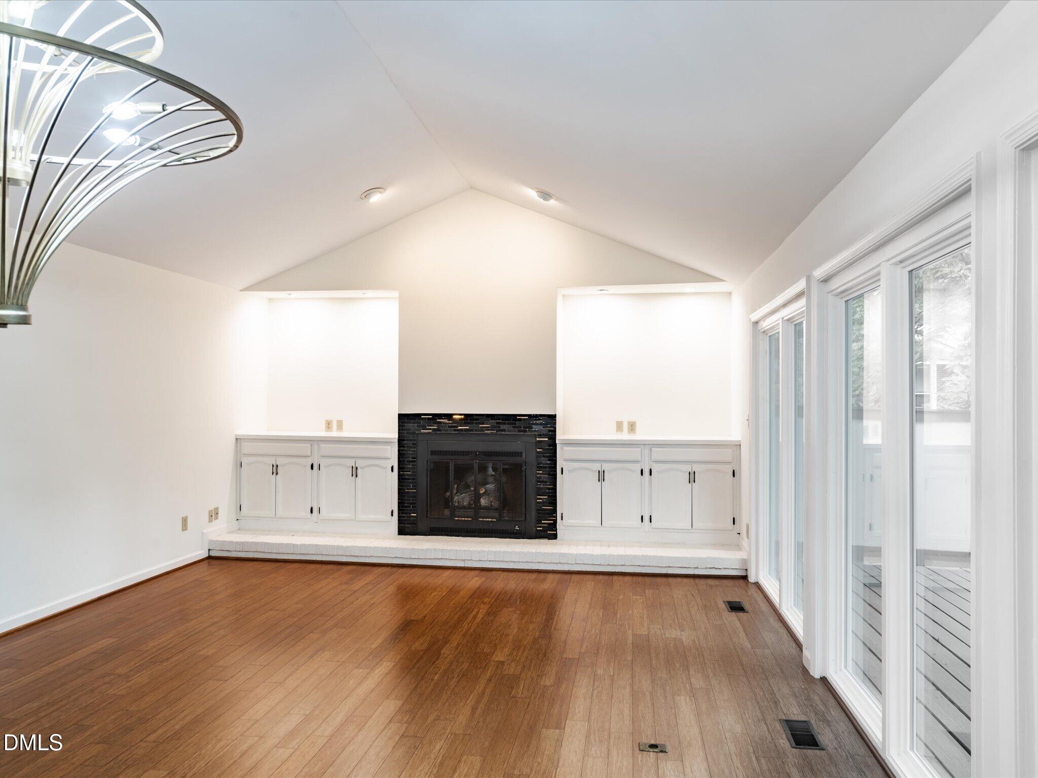 2929 Rue Sans Famille Raleigh, NC 27607 - Photo 10 of 38 14-Living Room