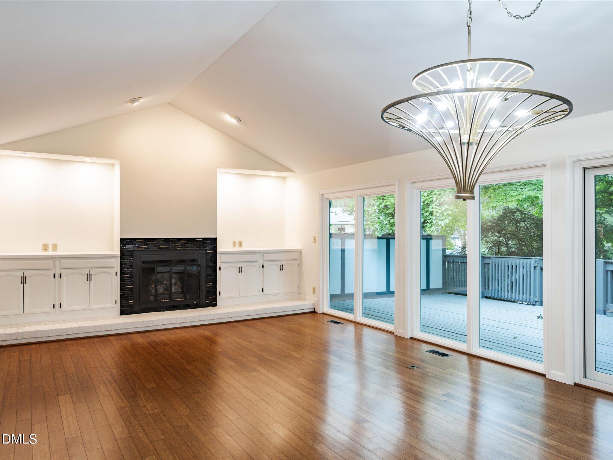 2929 Rue Sans Famille Raleigh, NC 27607 - Photo 9 of 38 13-Living Room