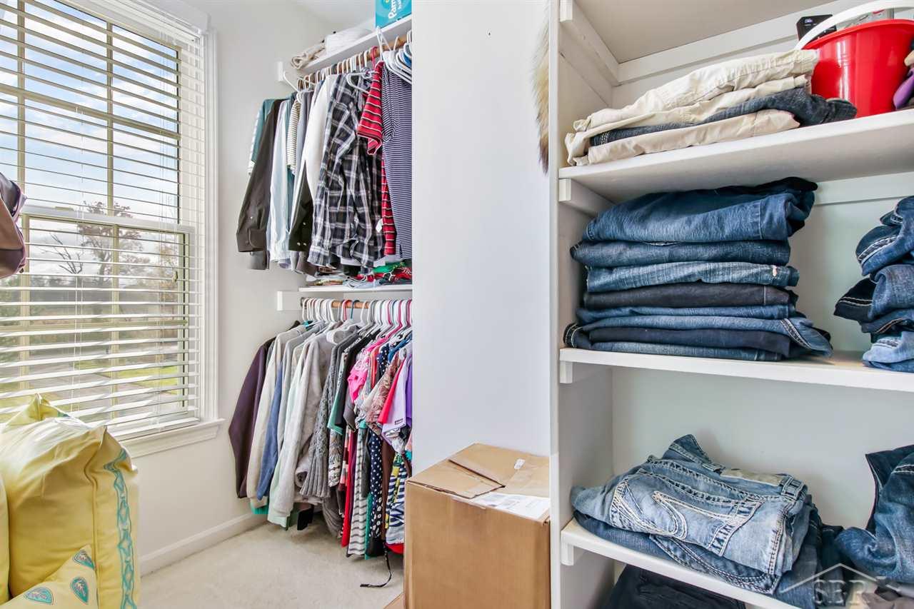 8460 Reid Road Swartz Creek, MI 48473 - Photo 13 of 30 Walk-in closet