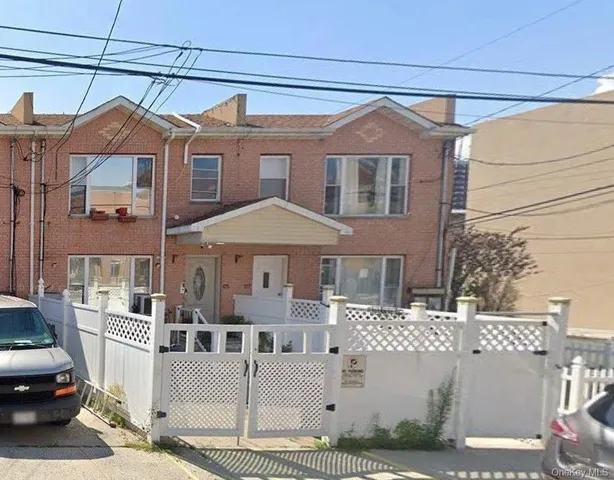 $950,000 | 175 Beach 29th Street | Far Rockaway
