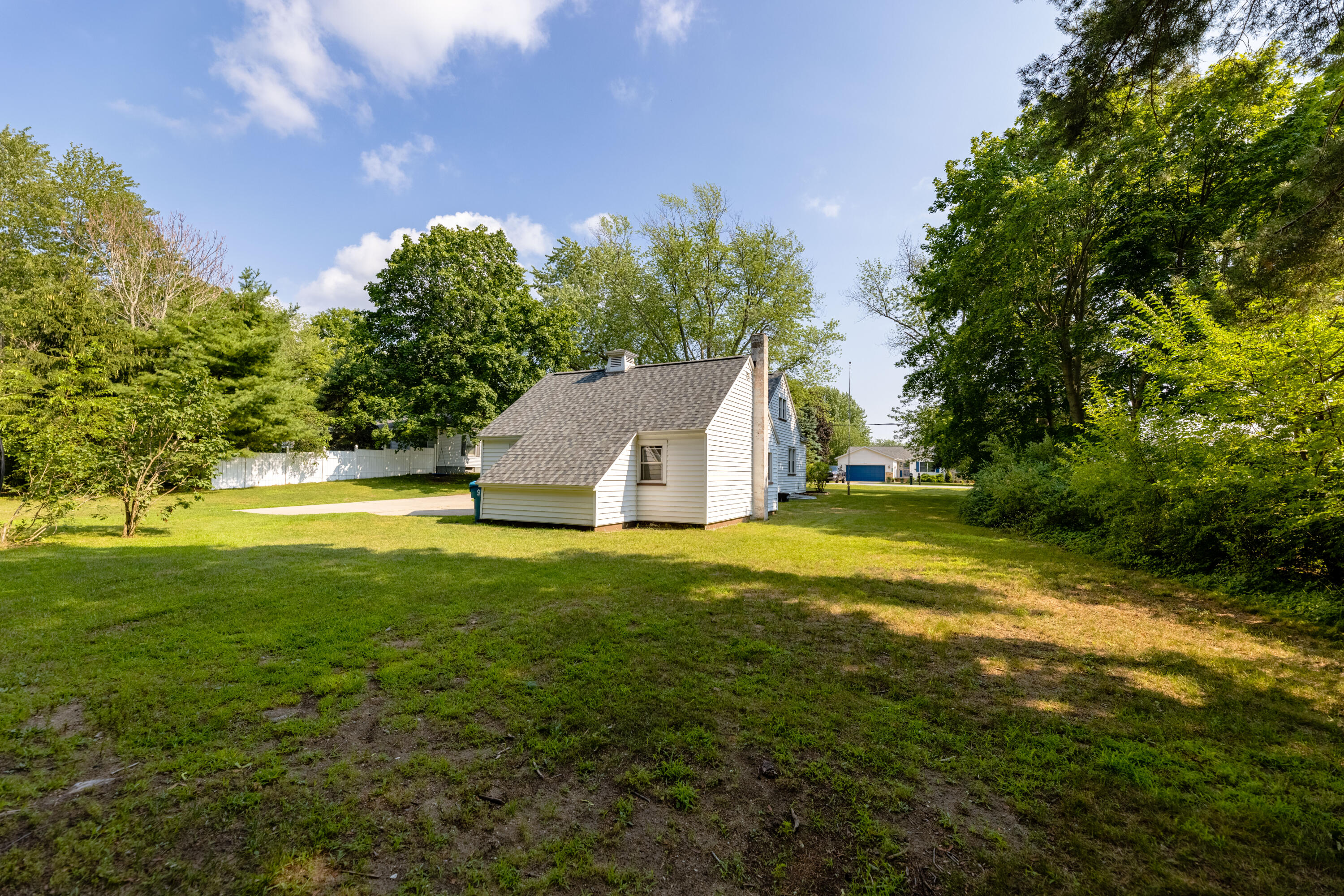 15731 Rannes Street Spring Lake, MI 49456 - Photo 31 of 46 Farmer_9144_7-29-21_0059-HDR