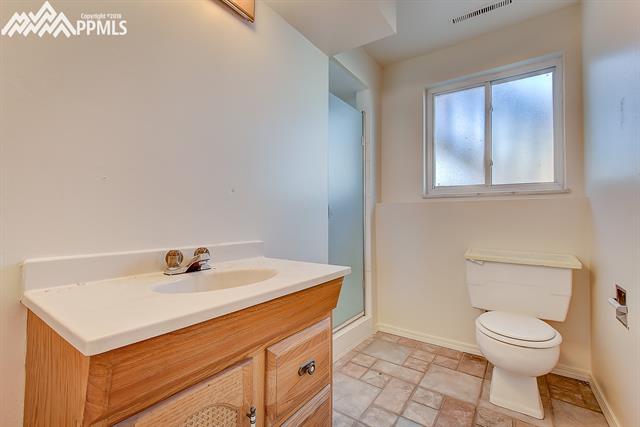 4414 Ridgeglen Road Colorado Springs, CO 80918 - Photo 24 of 34