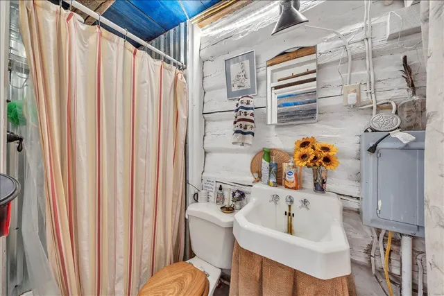 $888,000 | 280 Woodwinds Road, Callaway, VA 24067