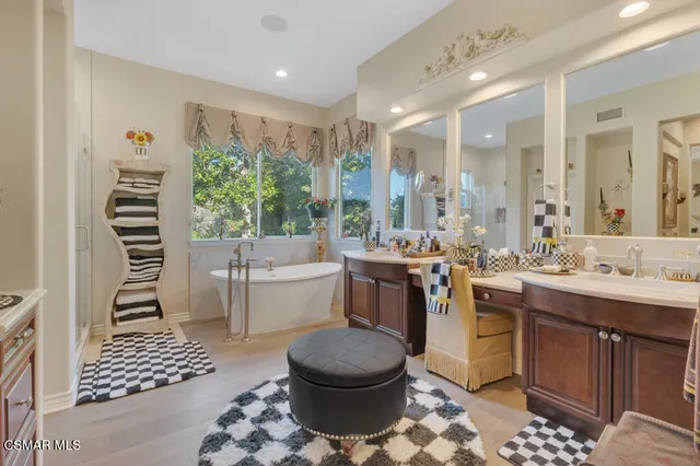 $2,050,000 | 103 Via Sandra, Newbury Park, CA 91320