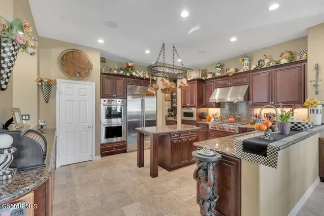 $2,050,000 | 103 Via Sandra, Newbury Park, CA 91320