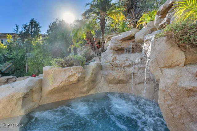 $2,050,000 | 103 Via Sandra, Newbury Park, CA 91320