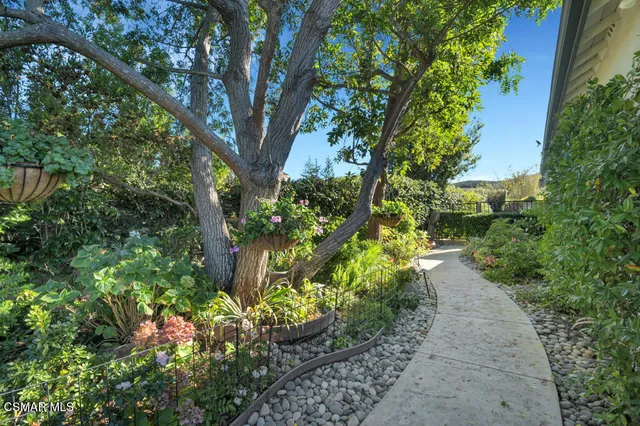 $2,050,000 | 103 Via Sandra, Newbury Park, CA 91320