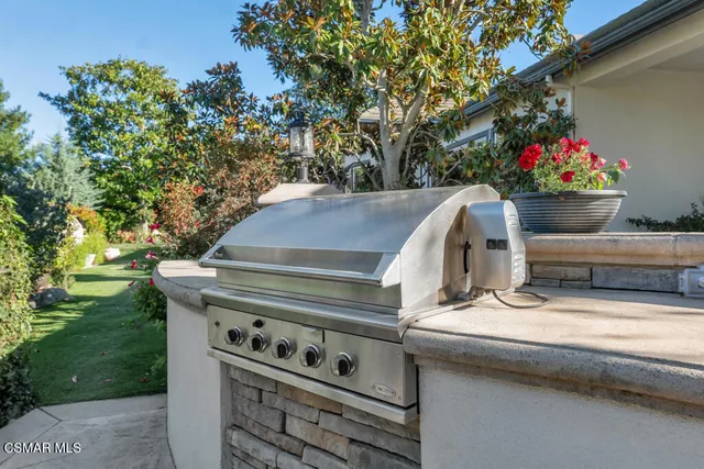 $2,050,000 | 103 Via Sandra, Newbury Park, CA 91320