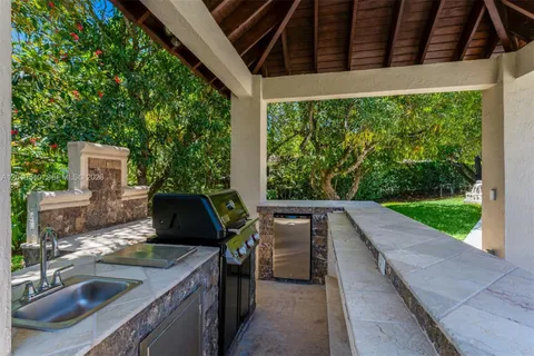 $4,150,000 | 12801 Old Cutler Road, Pinecrest, FL 33156