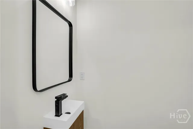 $3,300 | 773 East Duffy Street, Unit B, Savannah, GA 31401