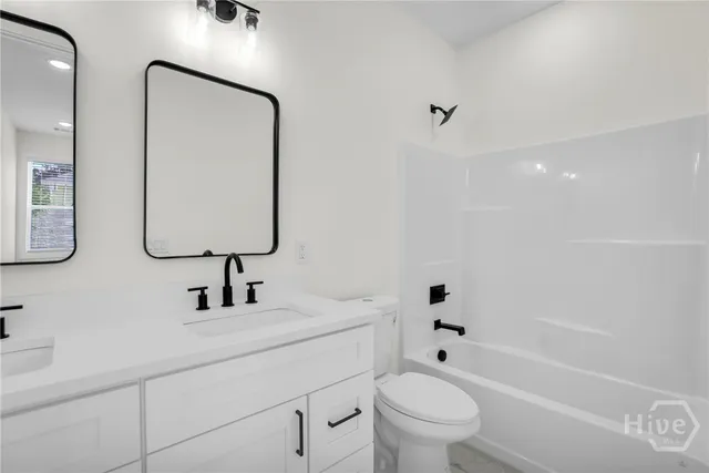 $3,300 | 773 East Duffy Street, Unit B, Savannah, GA 31401