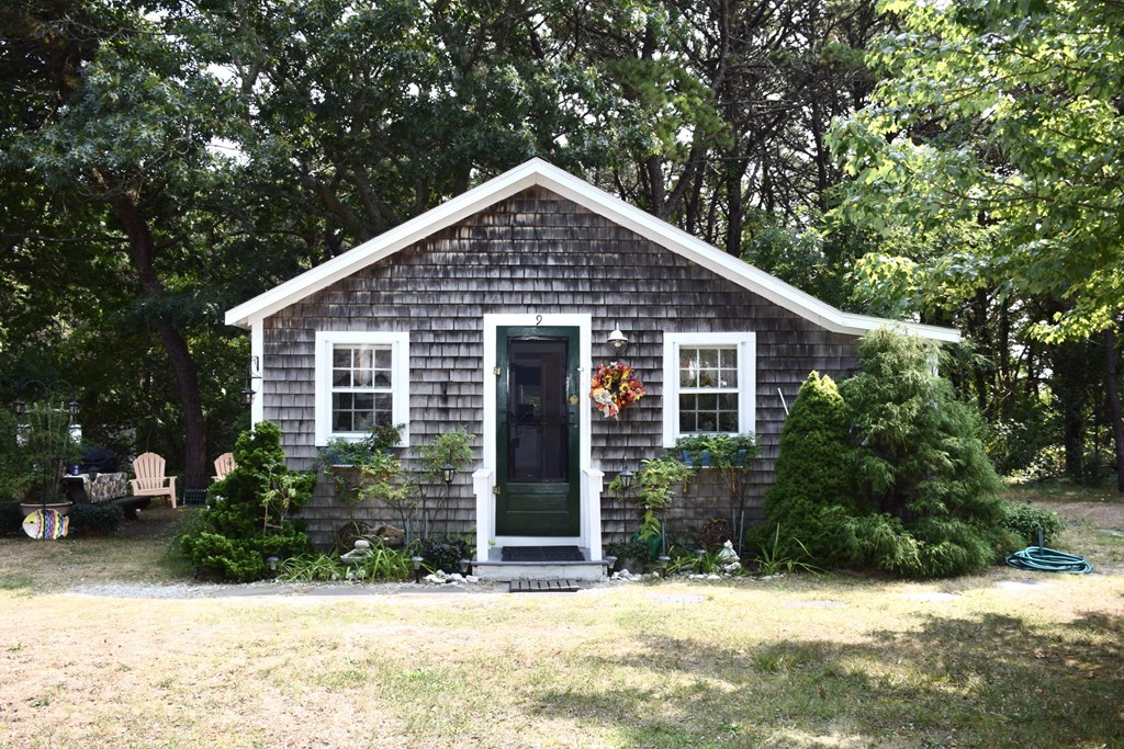 125 Shore Road, Unit 9 Truro, MA 02666 - Photo 1 of 15