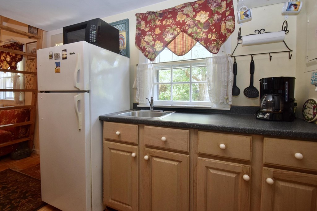 125 Shore Road, Unit 9 Truro, MA 02666 - Photo 12 of 15