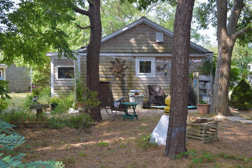 125 Shore Road, Unit 9 Truro, MA 02666 - Photo 3 of 15