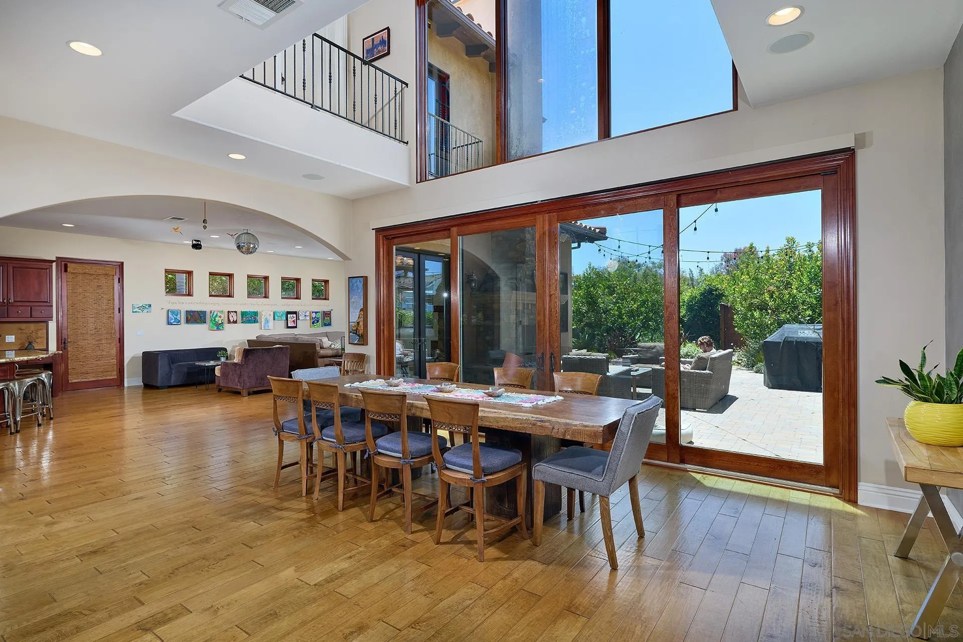 645 North Rios Avenue Solana Beach, CA 92075 - Photo 7 of 19